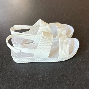 REEF white Strappy Sandals